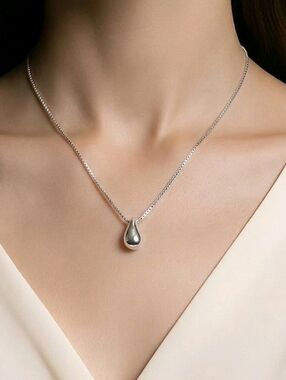 Waterdrop Necklace Silver Stainless Steel Teardrop Pendant Sleek Minimal Luxe